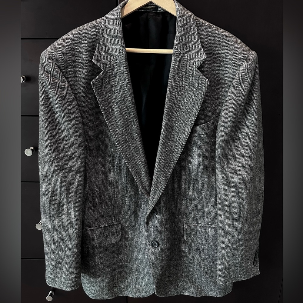 Holbrook Men's Gray Camel Hair/Wool Blazer/Sport Coat, Herringbone Size 43R. EUC
